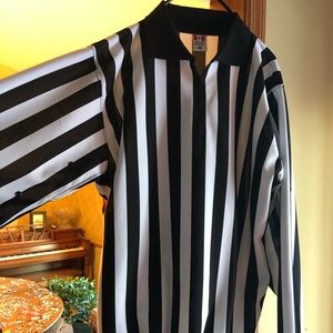 Men’s Hockey Referee Uniform.